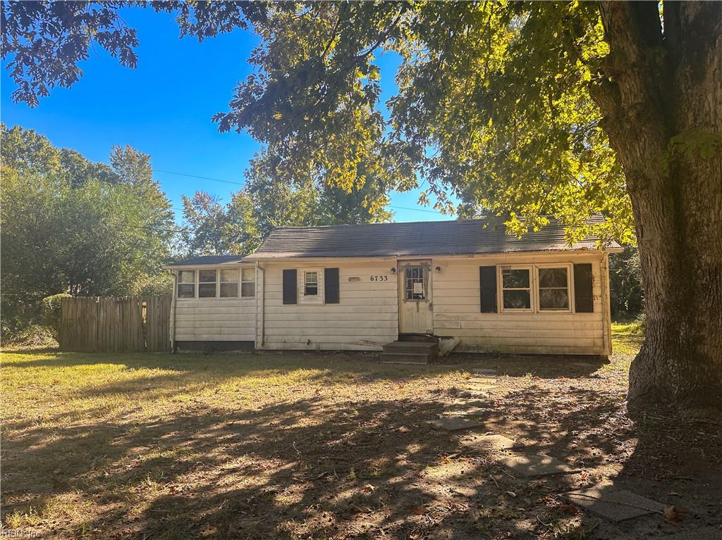 6733 Church Ln Property Photo 1