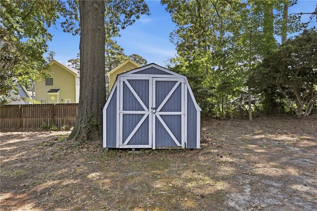 102 Thalia Rd Property Photo 35