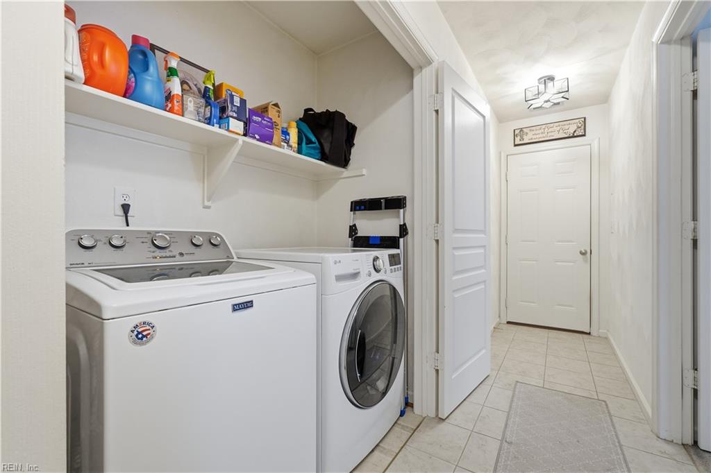 3230 Duke Of Glouchester Dr Property Photo 29