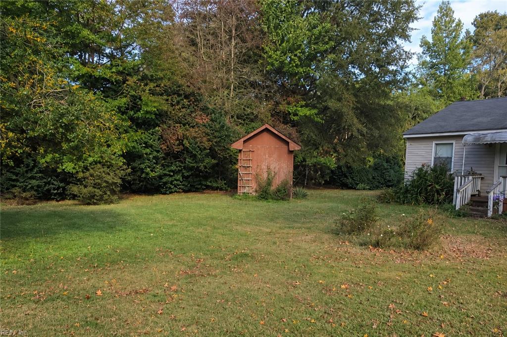 1153 Waters Rd Property Photo 4