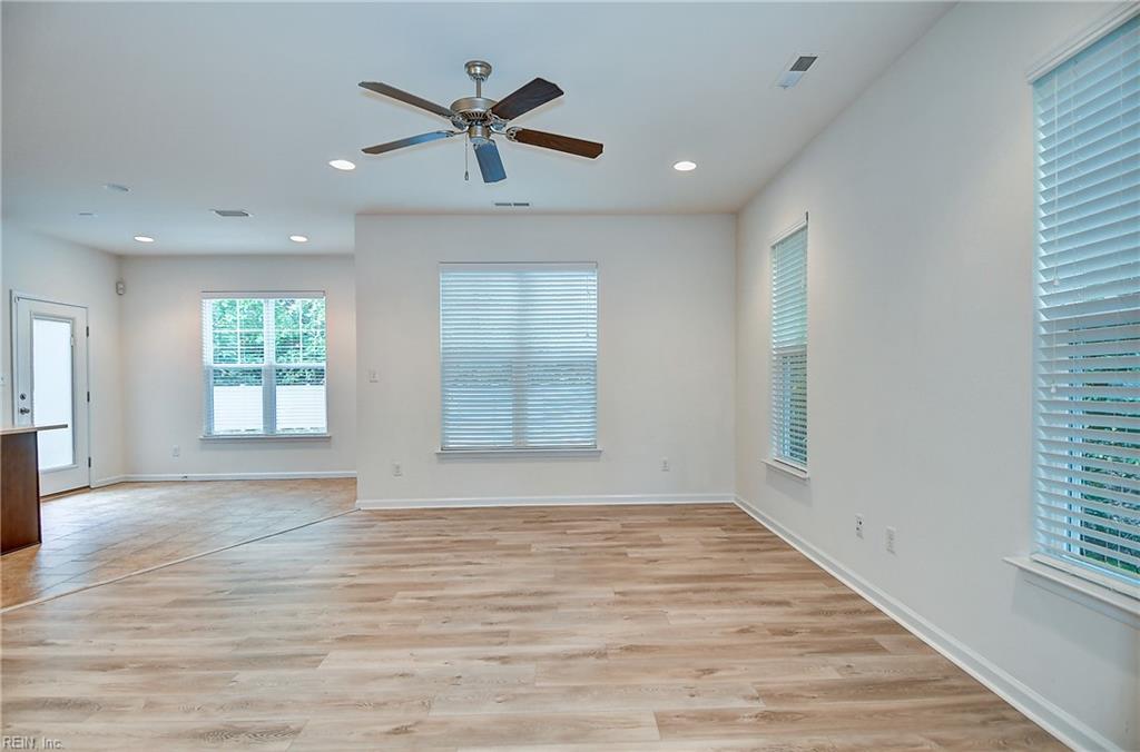 816 Stacey Pl Property Photo 5