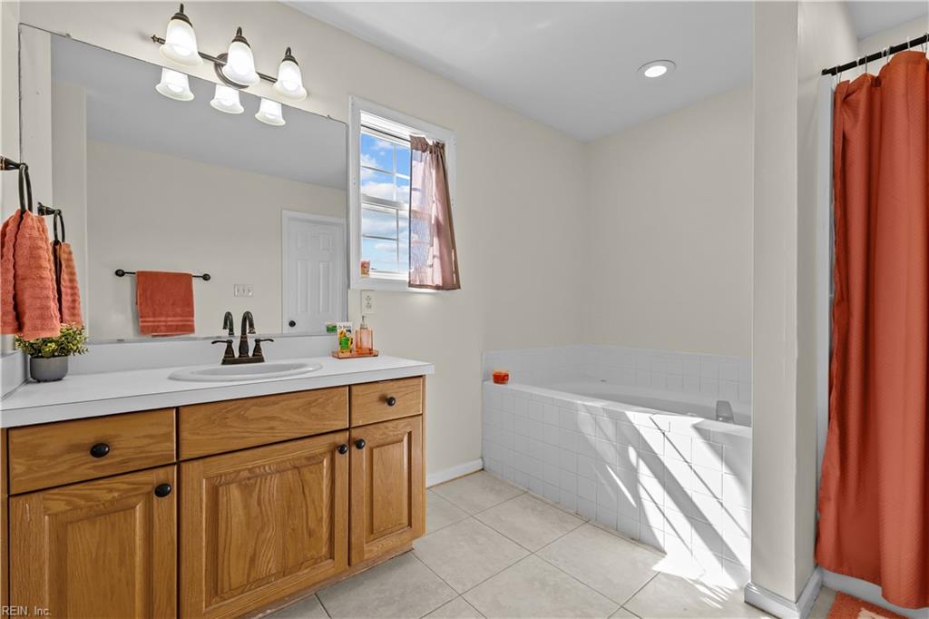 332 S End Rd Property Photo 39