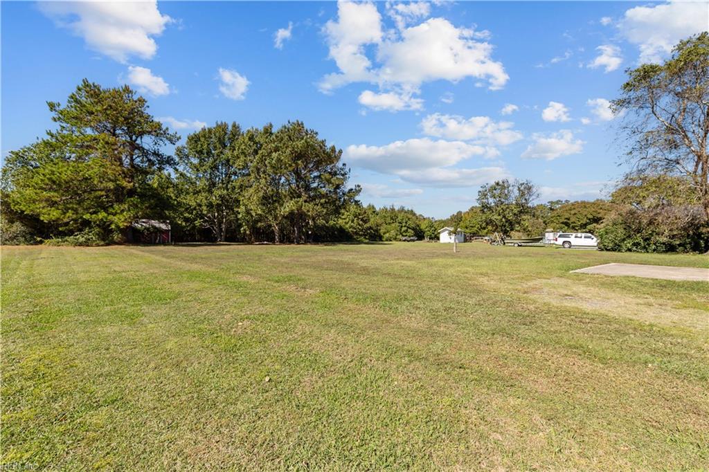 332 S End Rd Property Photo 41