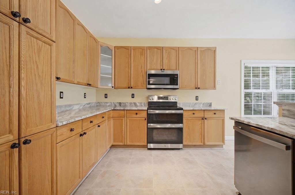 707 River Gate Ct Property Photo 16