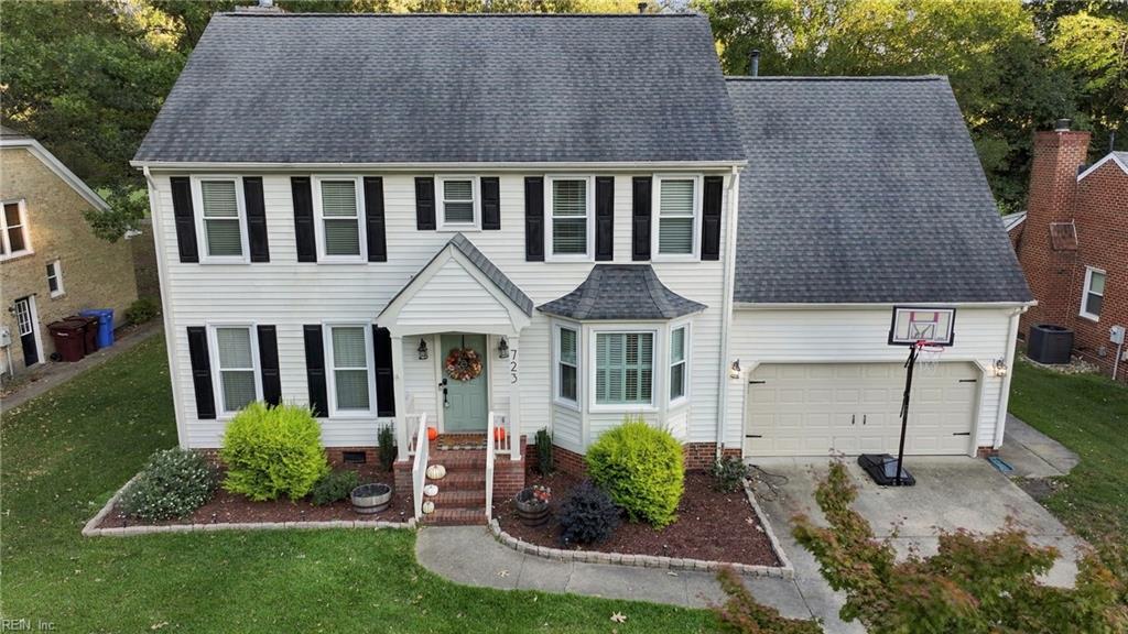 723 Aguila Dr Property Photo 2
