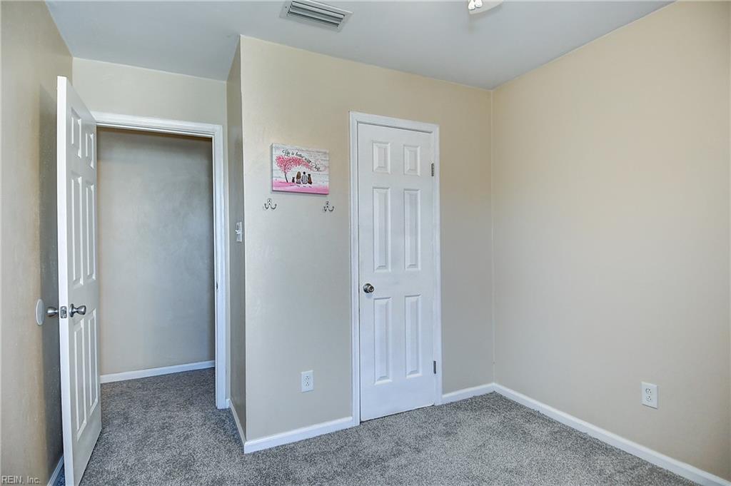 471 San Roman Dr Property Photo 28
