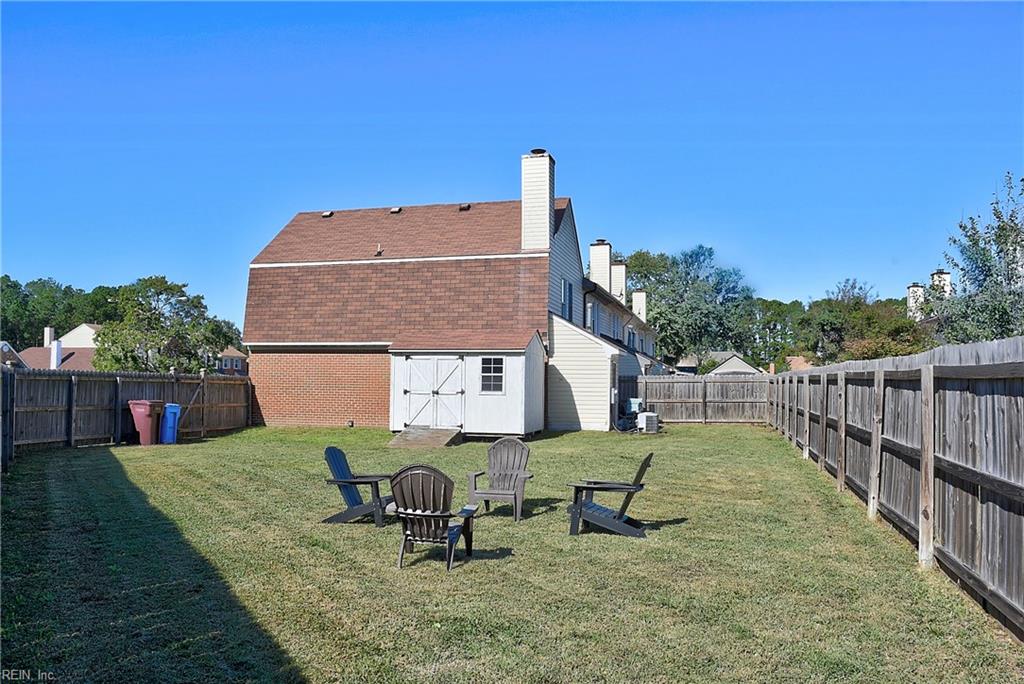 471 San Roman Dr Property Photo 40