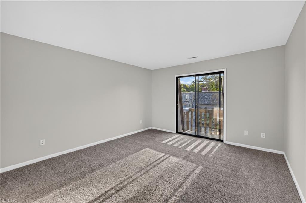 127 Sawgrass Bnd Property Photo 7