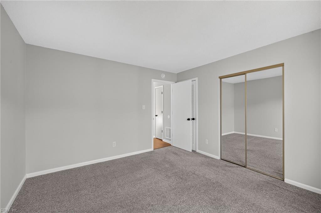 127 Sawgrass Bnd Property Photo 12