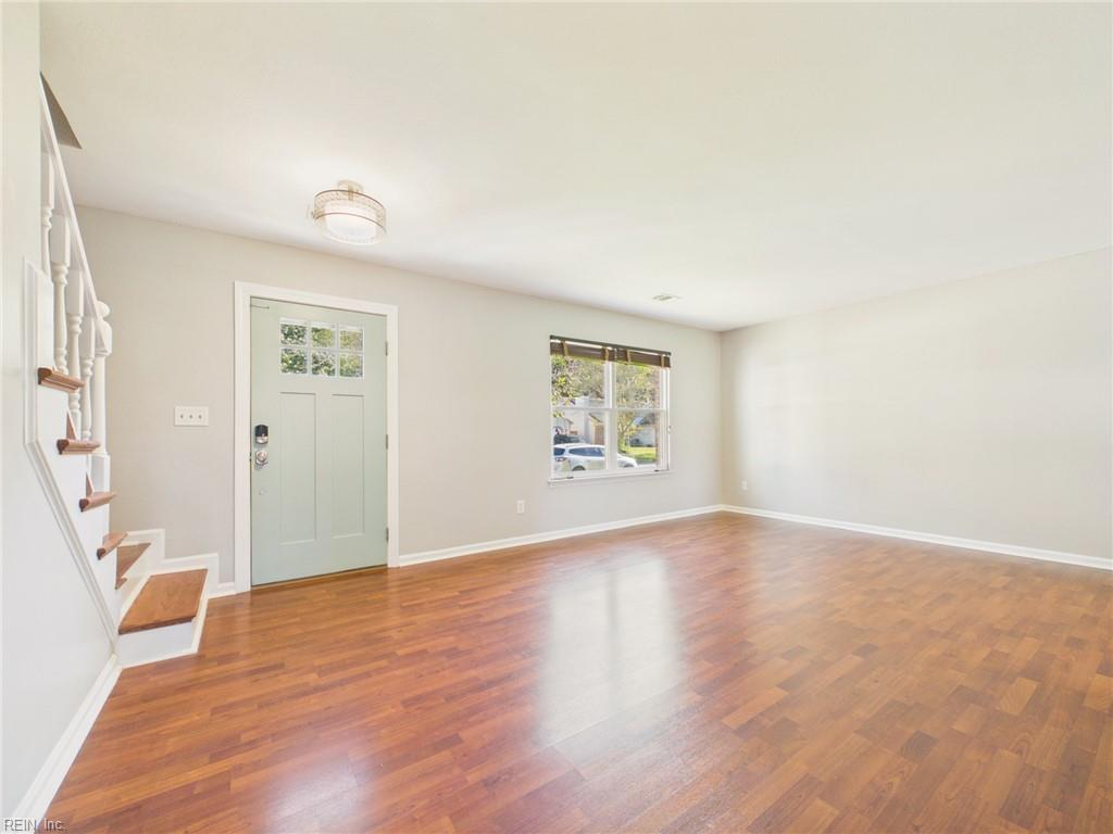 1845 Finsbury Ln Property Photo 6