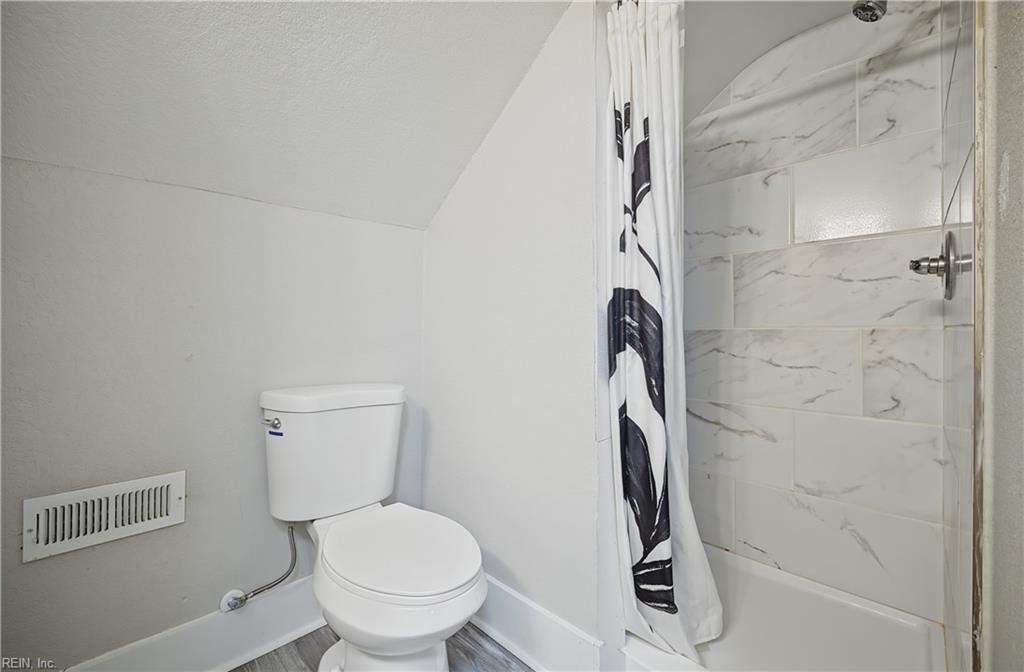 2901 Victoria Ave Property Photo 34