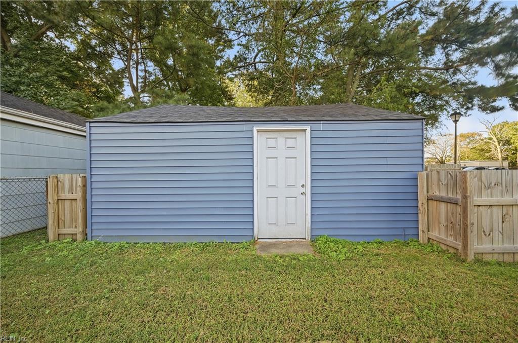 2901 Victoria Ave Property Photo 40