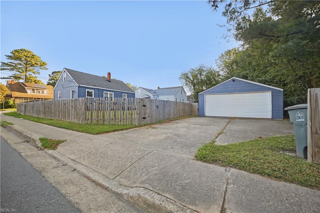 2901 Victoria Ave Property Photo 42
