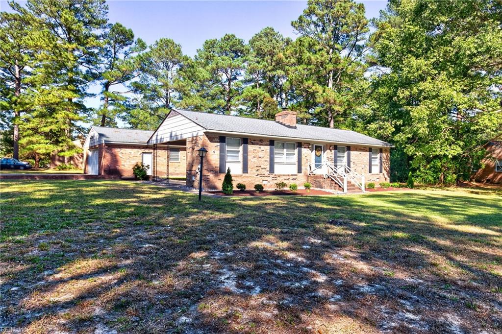 20175 Cherry Grove Rd N Property Photo 2
