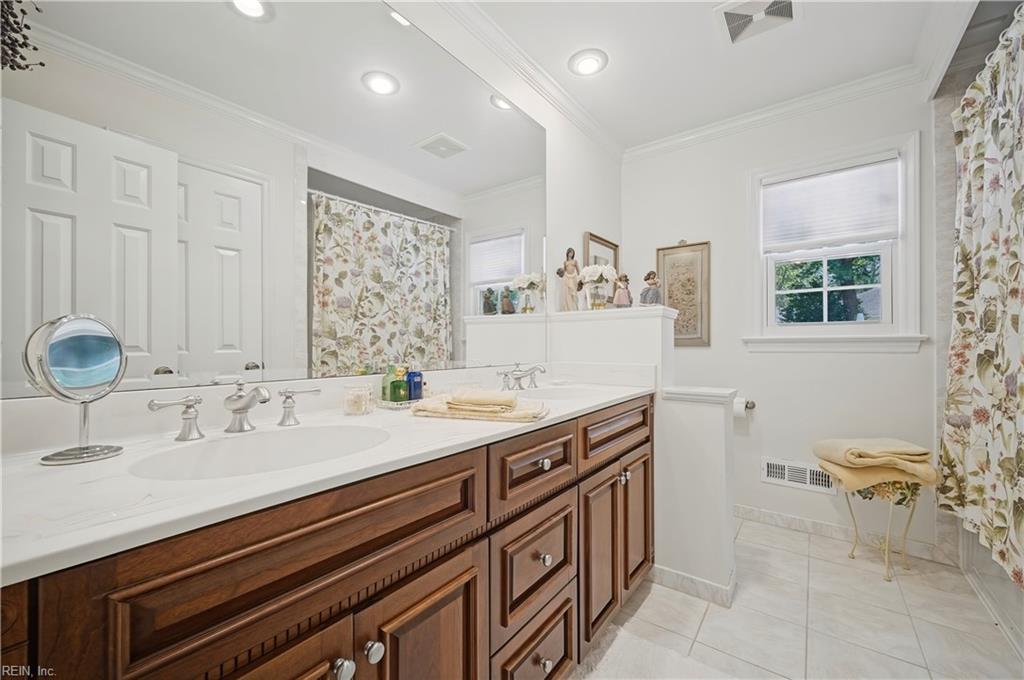 940 Amesbury Rd Property Photo 33