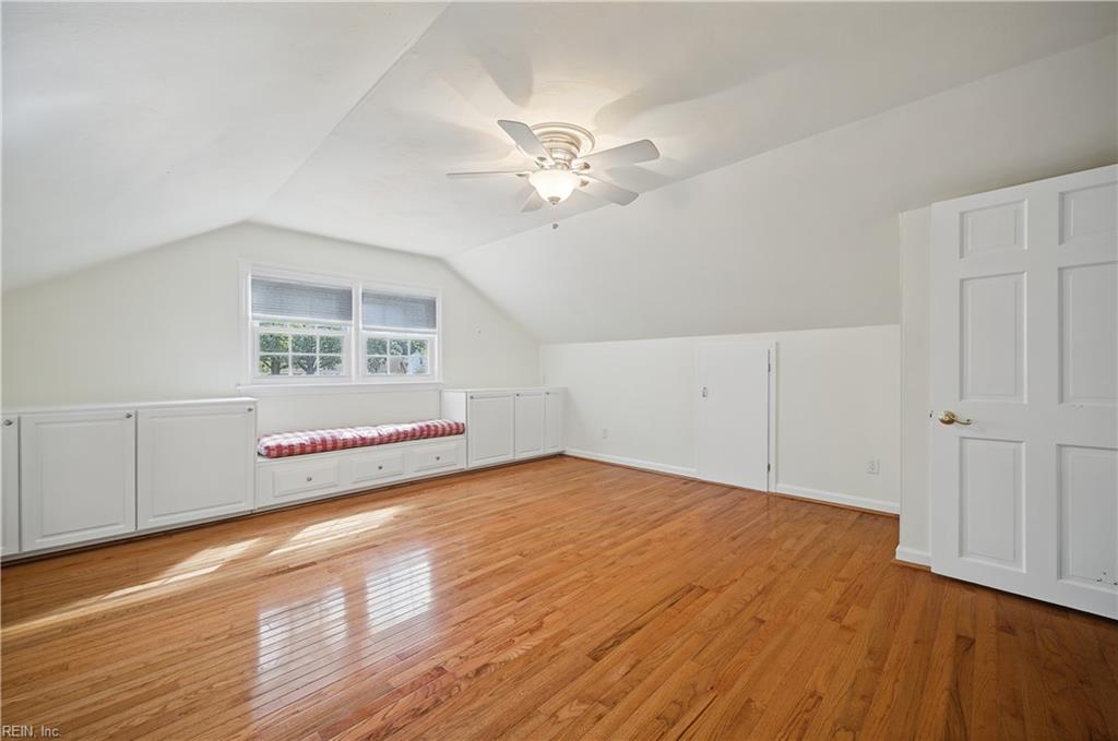 940 Amesbury Rd Property Photo 43