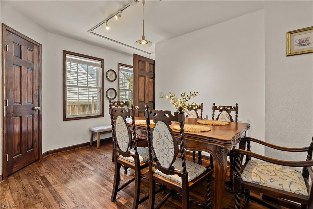 317 Lorengo Ave E Property Photo 13