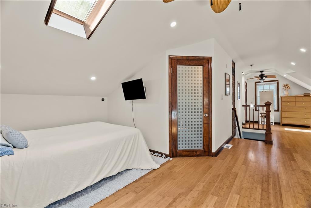 317 Lorengo Ave E Property Photo 24