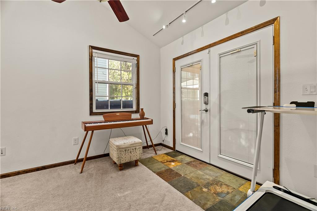 317 Lorengo Ave E Property Photo 31
