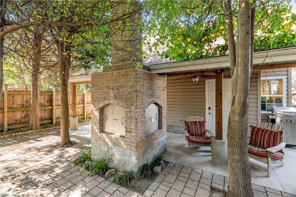 317 Lorengo Ave E Property Photo 38