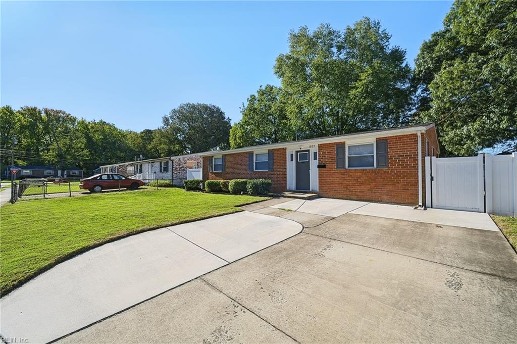 1905 Zinzer Rd Property Photo 2