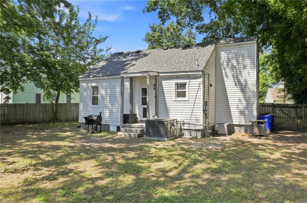 6383 Dove St Property Photo 36