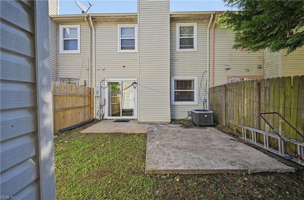 332 Harrier St Property Photo 28