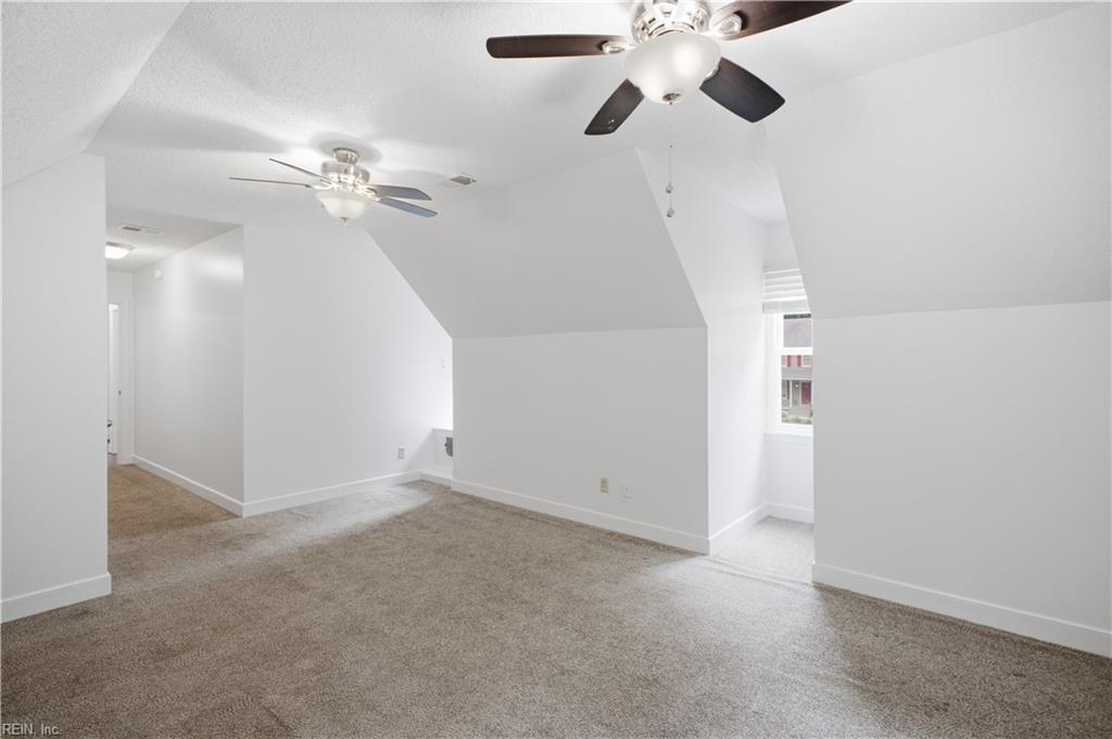 100 Spinnaker Run Ln Property Photo 29