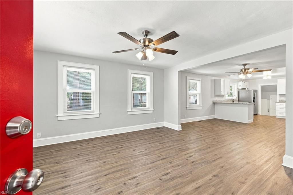 4861 Elmhurst Ave Ave Property Photo 3