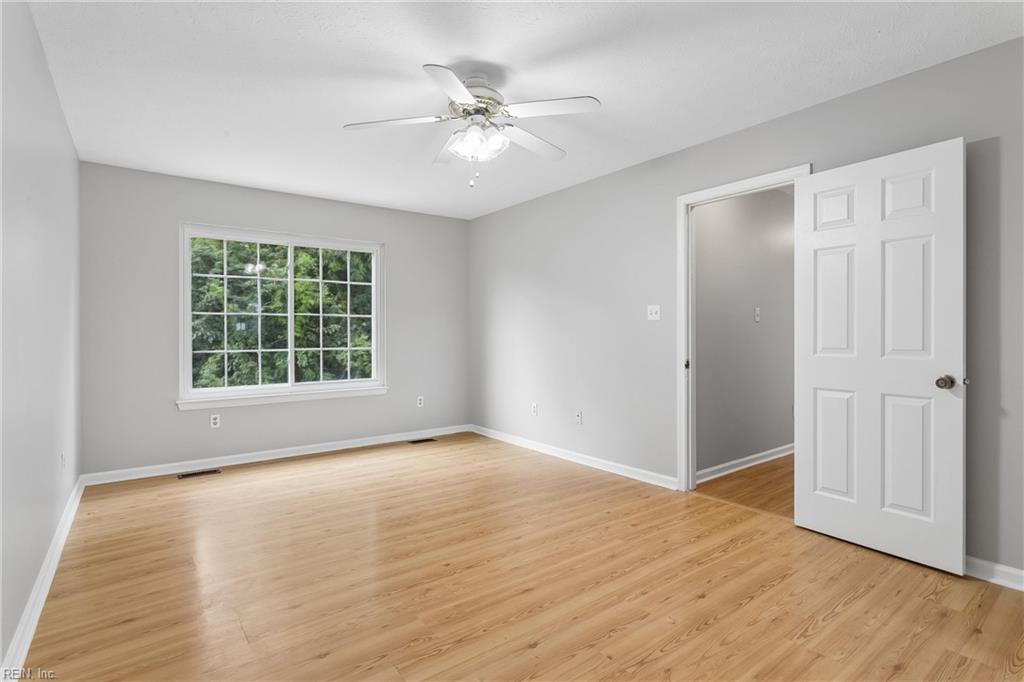 2 Great Lakes Dr Property Photo 35