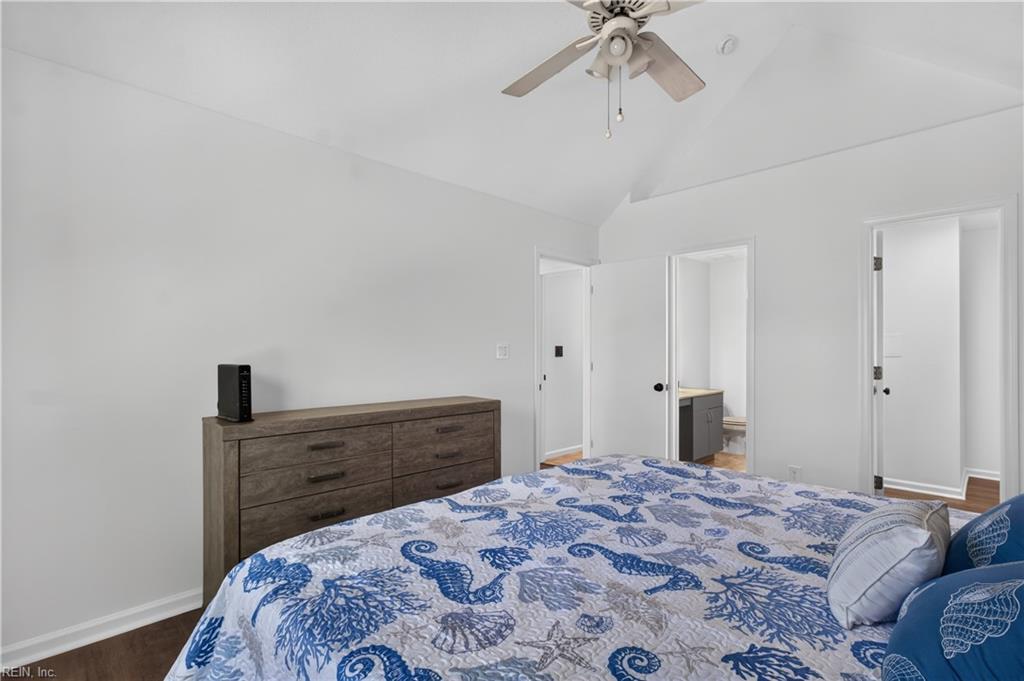 322 Gainsborough Sq Property Photo 21