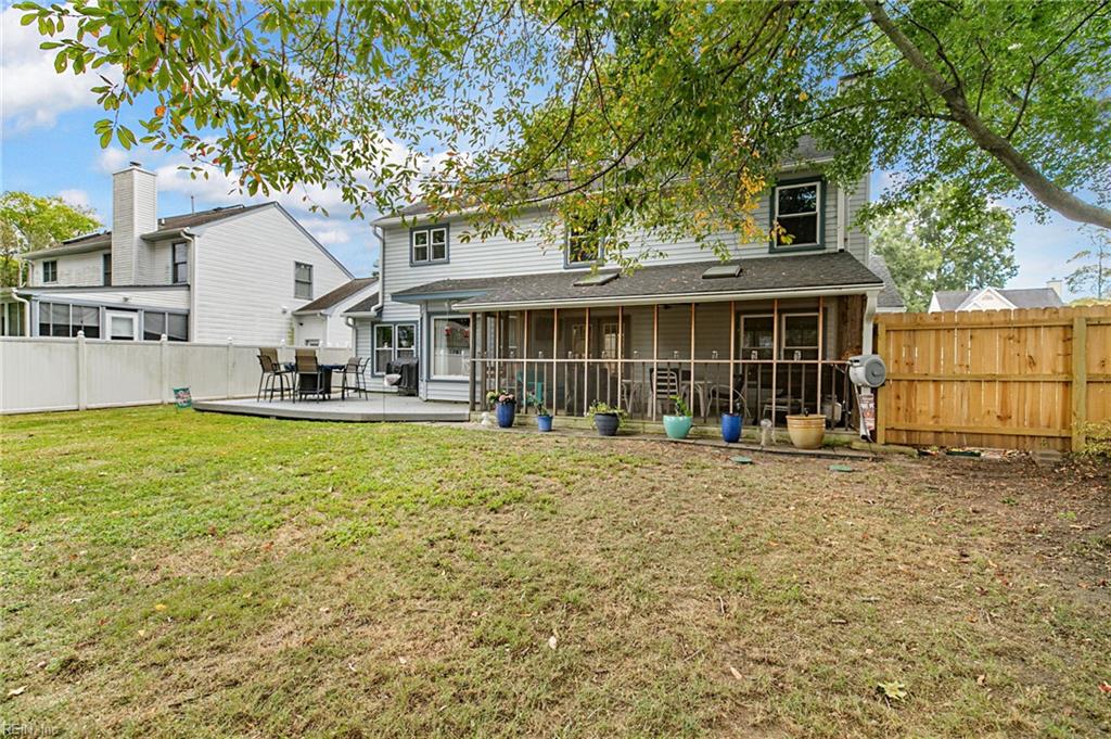 4 Paquette Ct Property Photo 2
