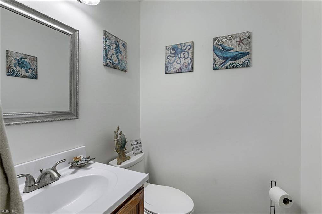 4 Paquette Ct Property Photo 14