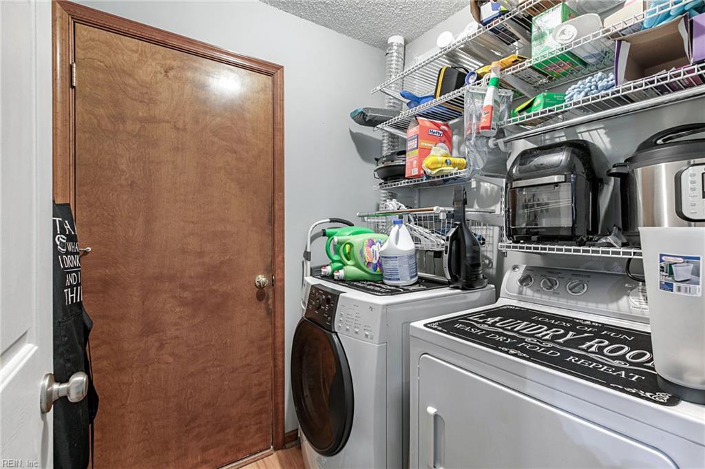 4 Paquette Ct Property Photo 15