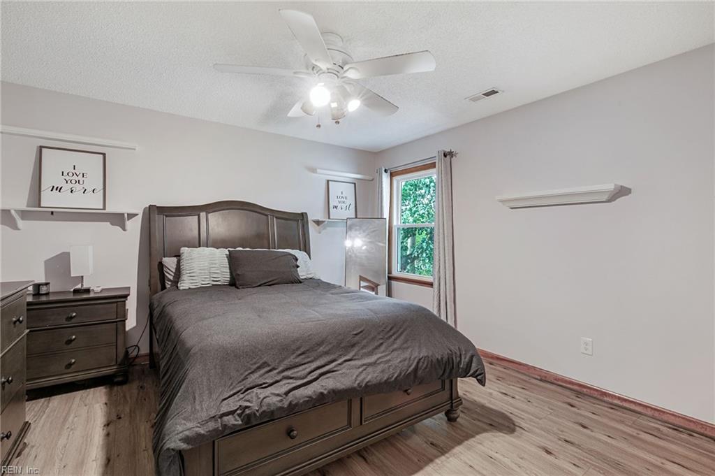 4 Paquette Ct Property Photo 24