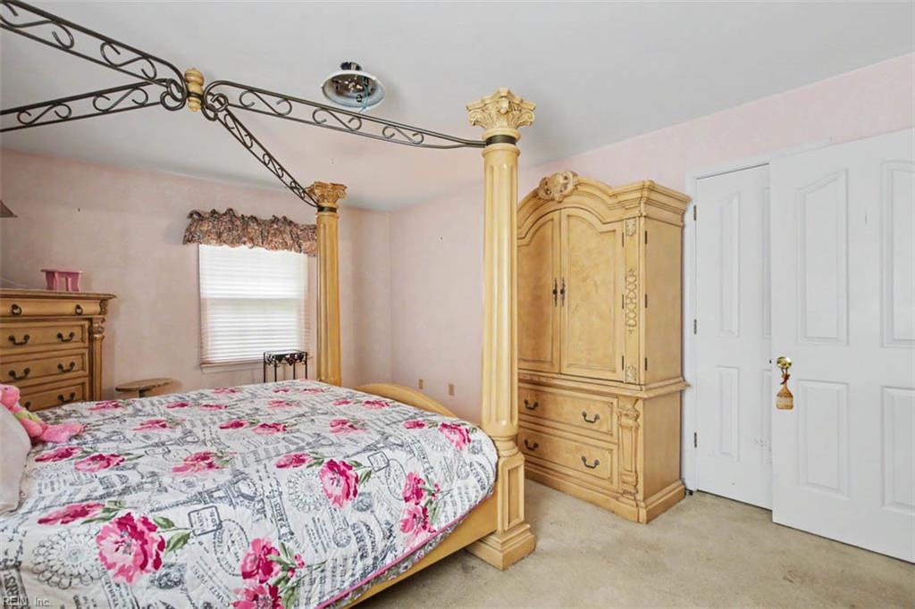 2429 Creekmore Ct Property Photo 16