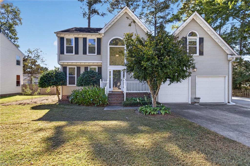 1217 Club House Dr Property Photo 1