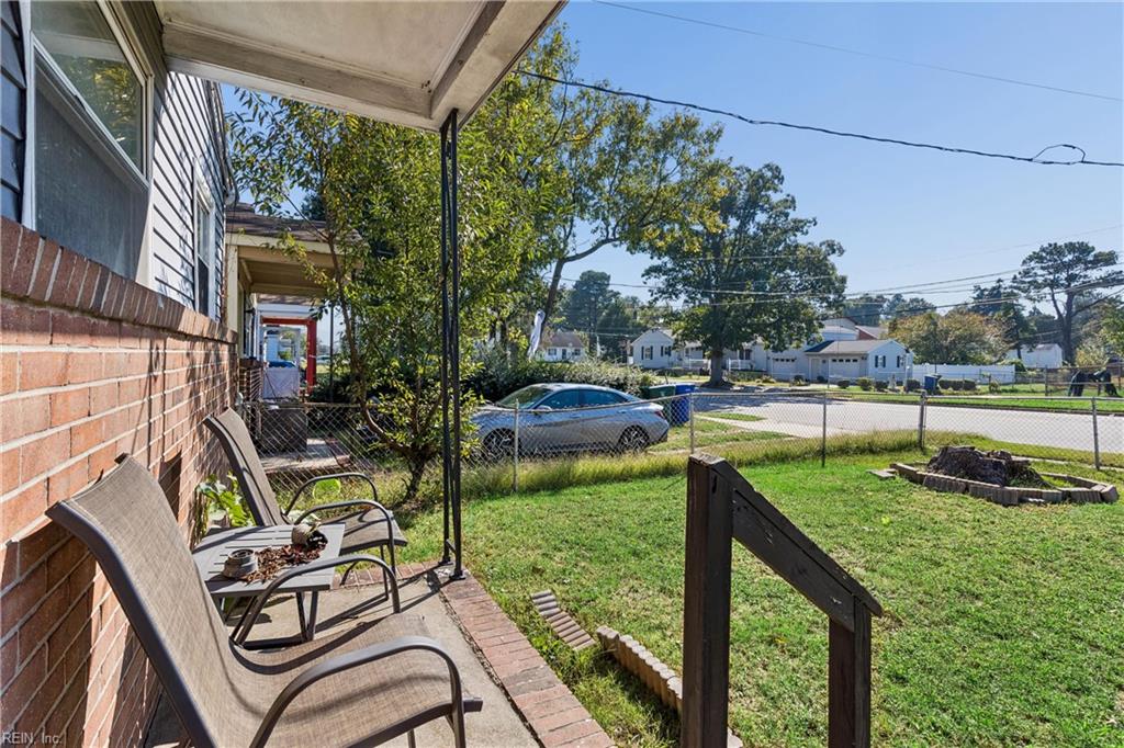 2014 Roanoke Ave Property Photo 25
