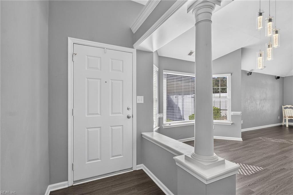 4616 Carriage Dr Property Photo 5