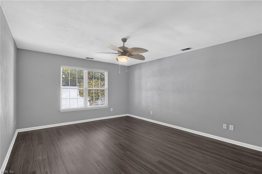 4616 Carriage Dr Property Photo 22