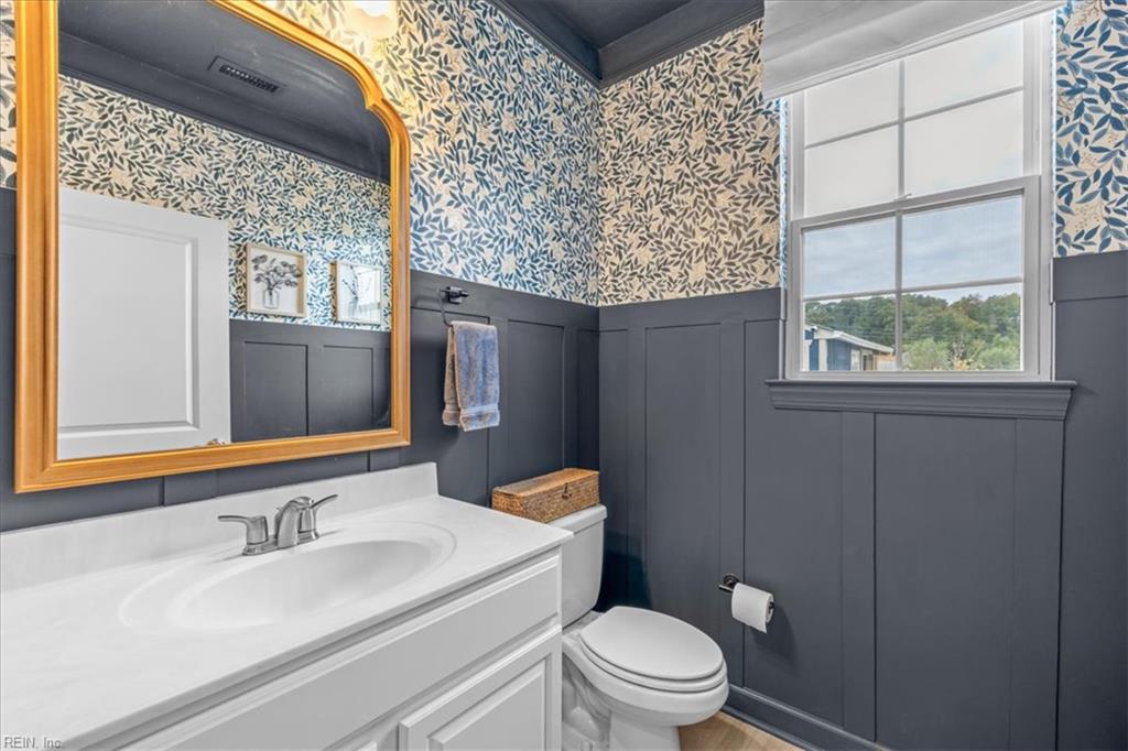 1900 Briton Ln Property Photo 17
