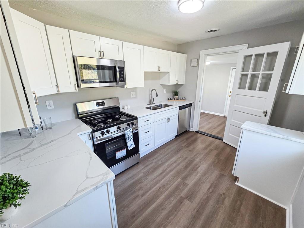 5913 Wickham AVE Property Photo 1