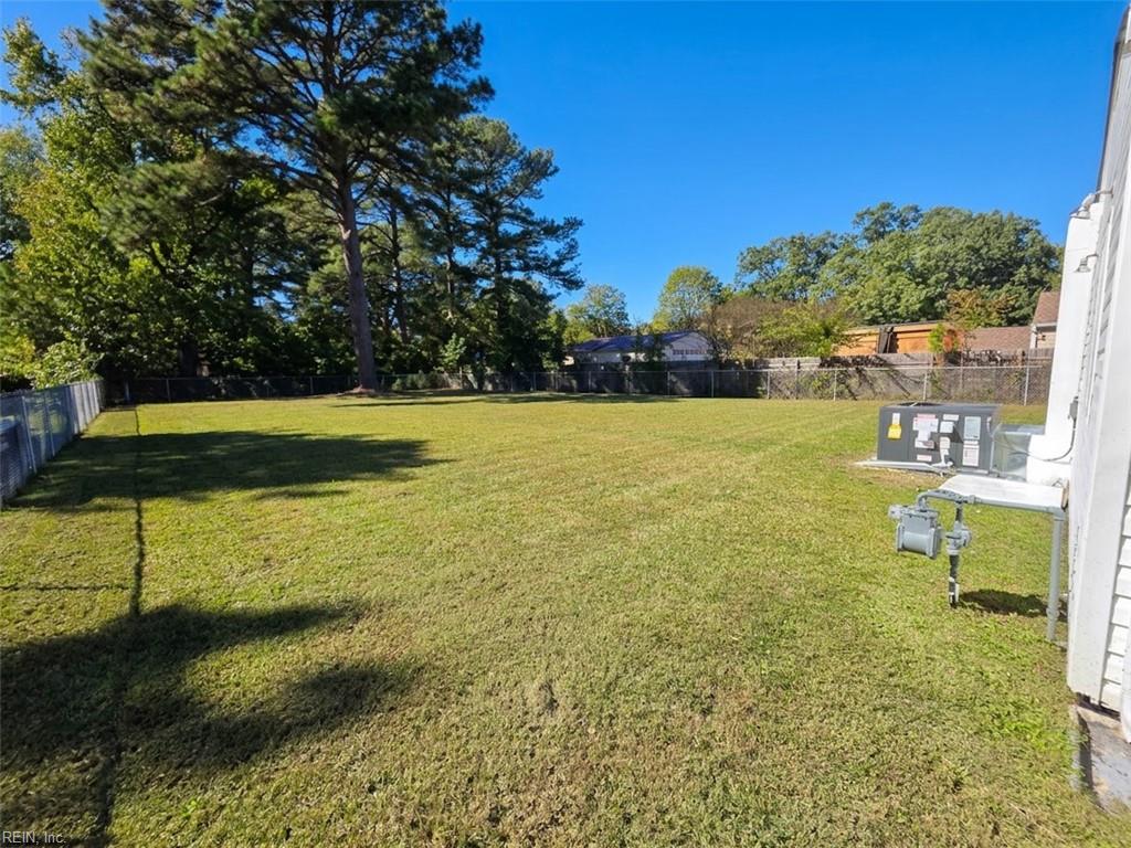 5913 Wickham Ave Property Photo 23