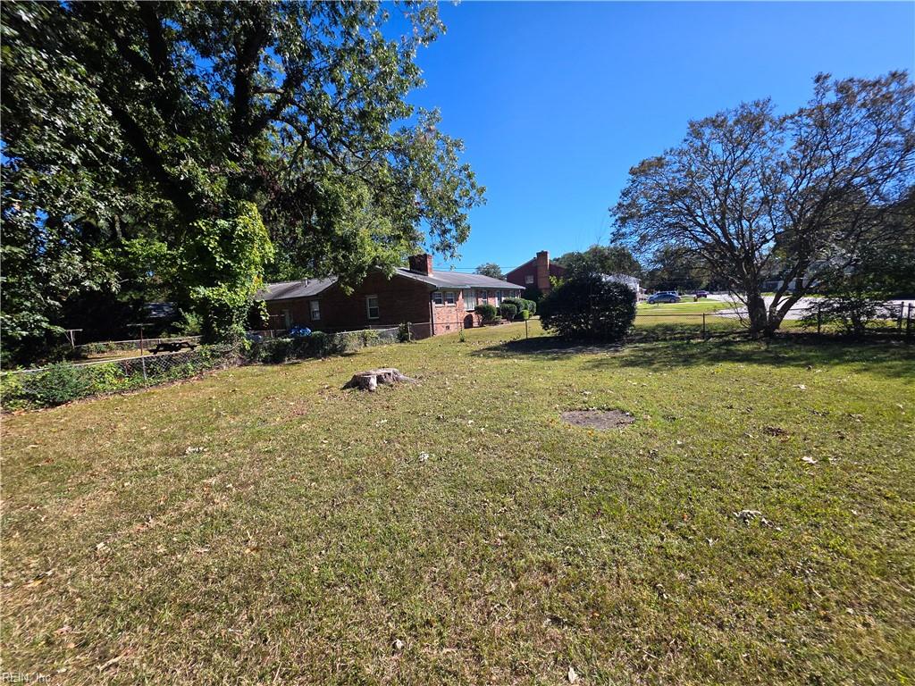 2814 Rosalee Dr Property Photo 20