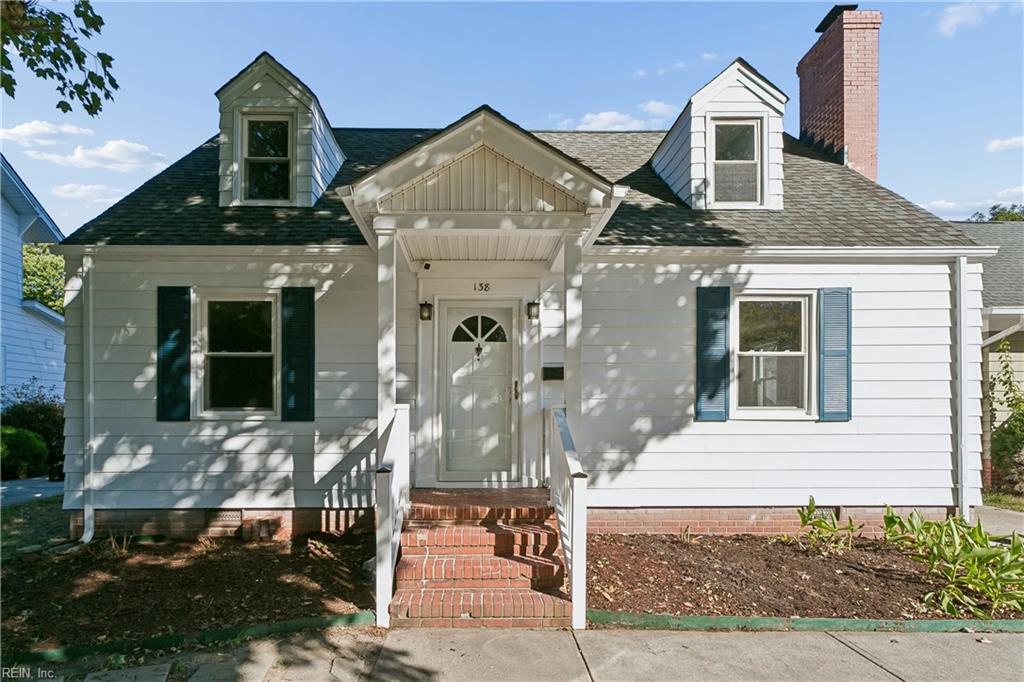 138 Hampton Roads AVE Property Photo 1