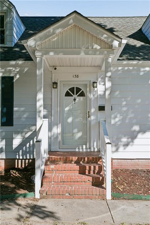 138 Hampton Roads Ave Property Photo 6