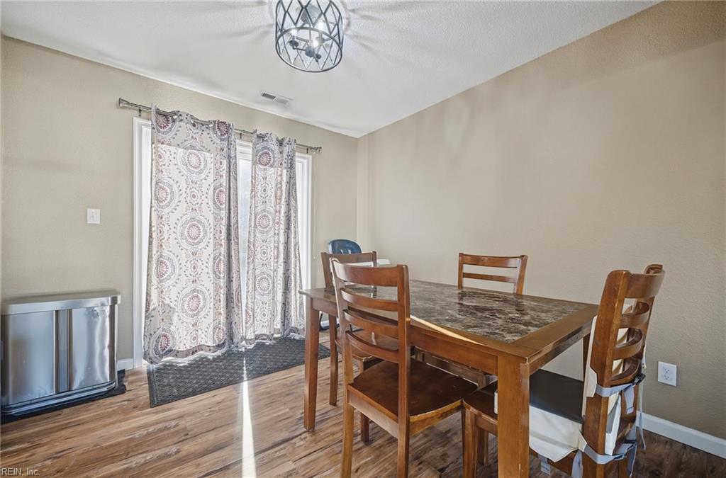 7712 Bergen St Property Photo 10