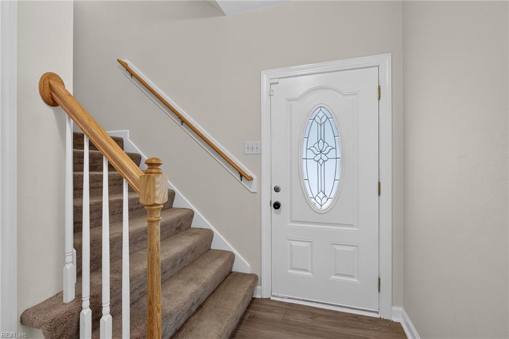 4116 2nd St Property Photo 2