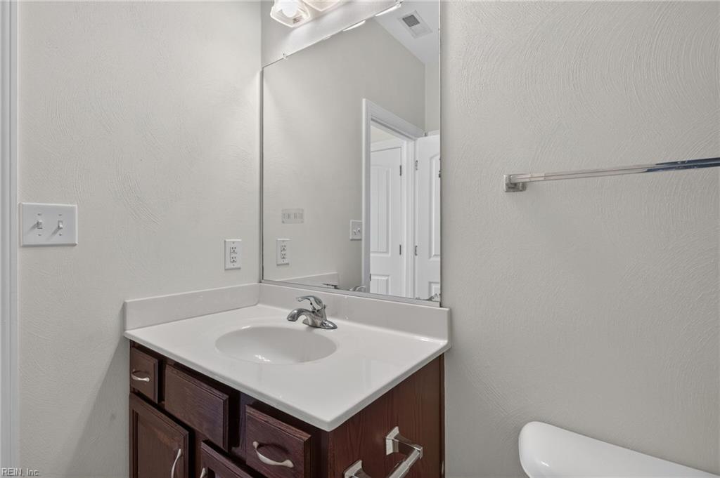 4116 2nd St Property Photo 16