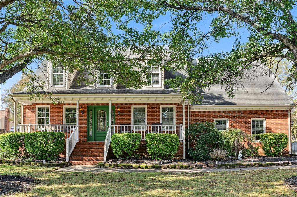 1605 Handcross Way Property Photo 1